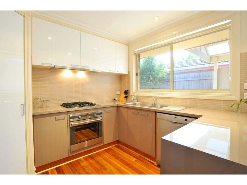 2/7 Gordon Street, Newport VIC 3015