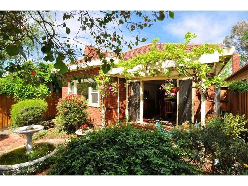 263 Douglas Parade, Newport VIC 3015
