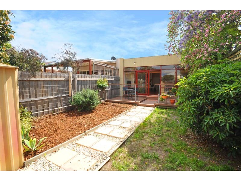 67 Farm Street, Newport VIC 3015