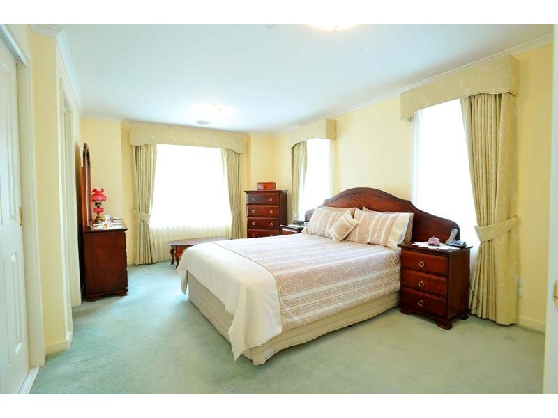 1/53 San Remo Drive, Avondale Heights VIC 3034