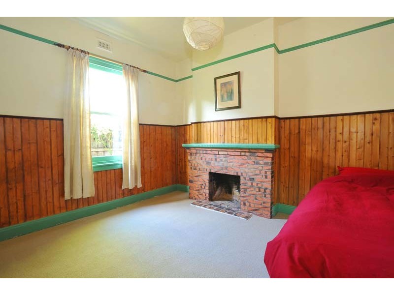 147 Empress Avenue, Kingsville VIC 3012