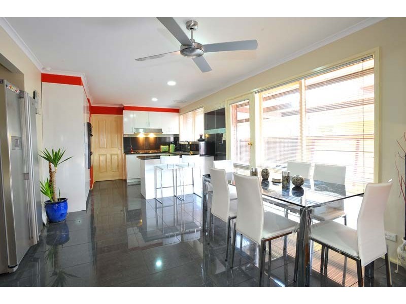 35 Browne Avenue, St Albans VIC 3021