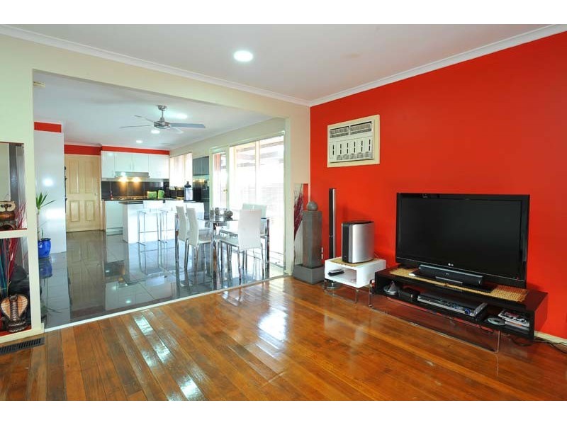 35 Browne Avenue, St Albans VIC 3021