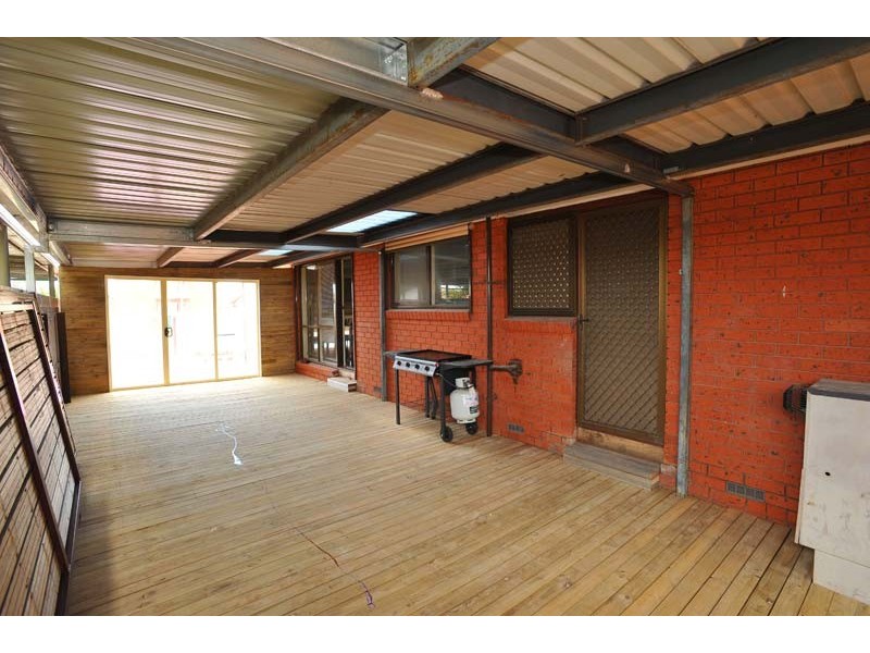 35 Browne Avenue, St Albans VIC 3021