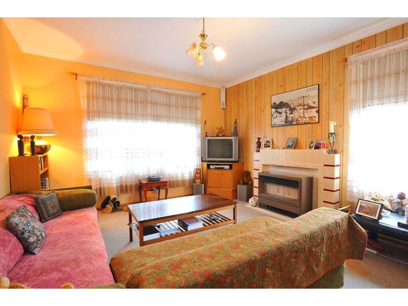 9 Charlotte Street, Newport VIC 3015