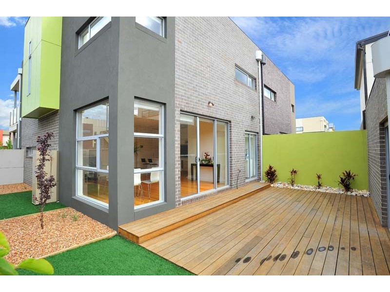 33 Bracken Avenue, Maribyrnong VIC 3032