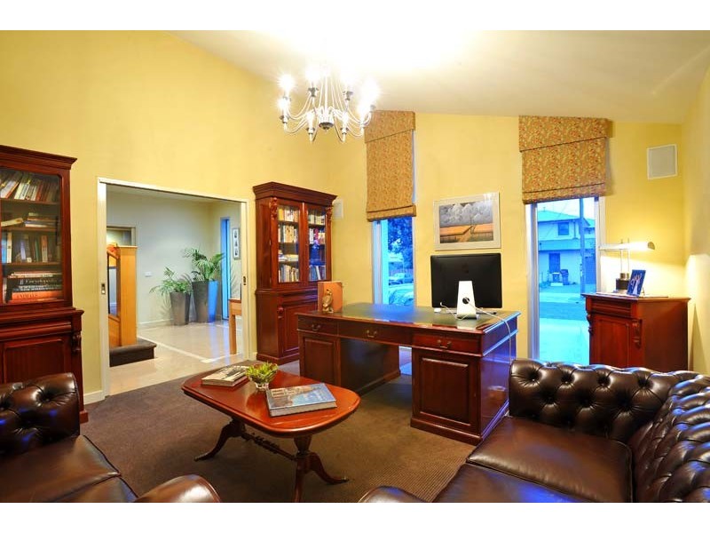 37 Tobruk Crescent, Williamstown VIC 3016