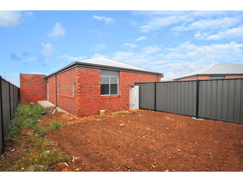 28B/39 Astley Crescent, Point Cook VIC 3030