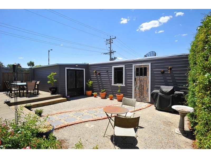 103 Chirnside Street, Kingsville VIC 3012