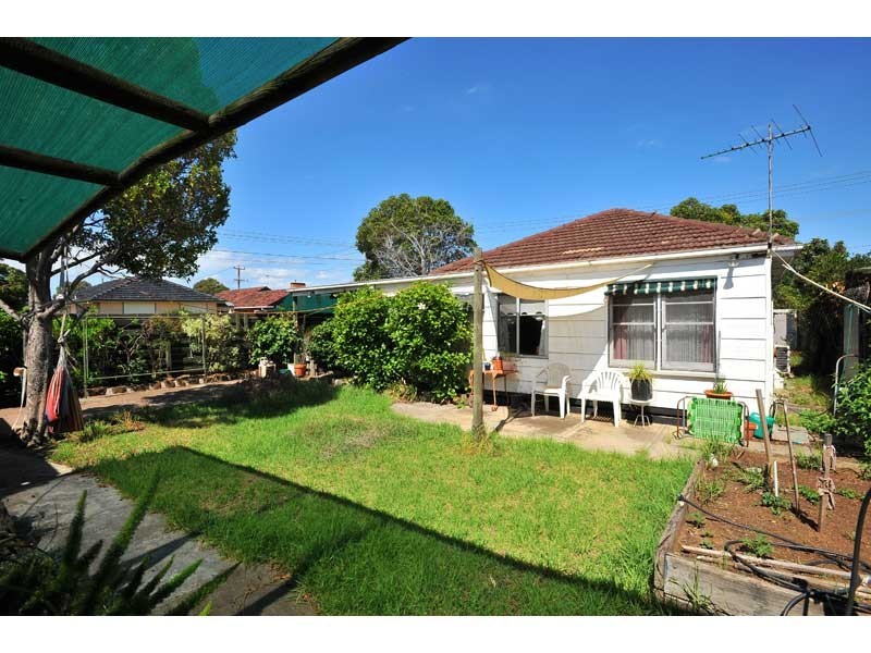 24 Sanderson Street, Yarraville VIC 3013