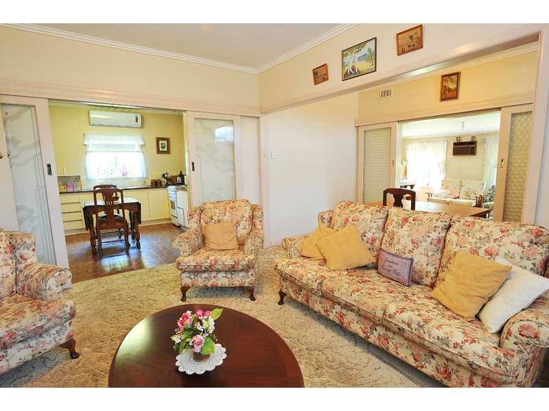 24 Sanderson Street, Yarraville VIC 3013