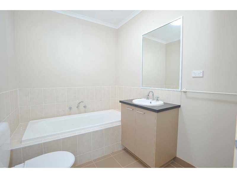 27A/39 Astley Crescent, Point Cook VIC 3030