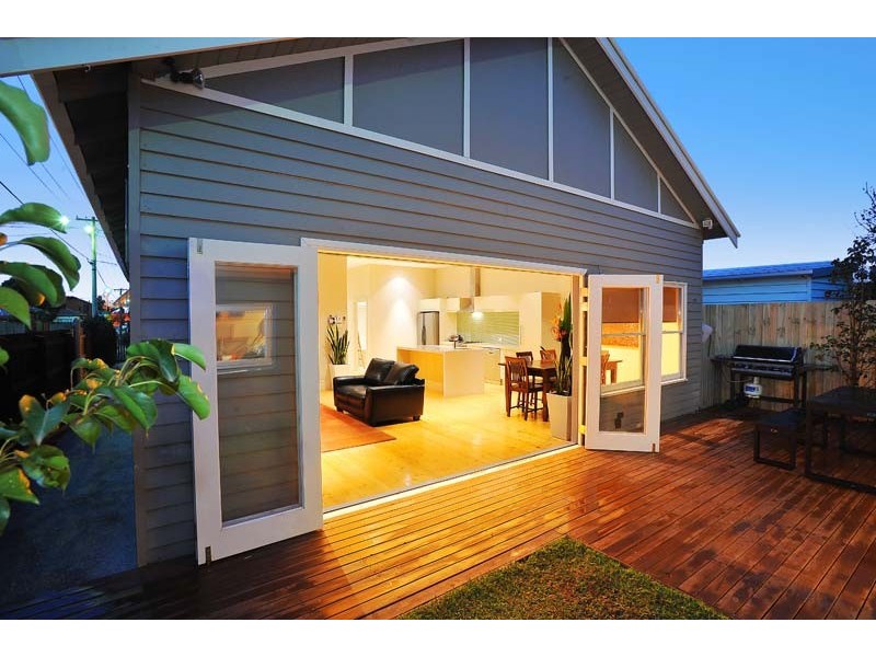 130 Chirnside Street, Kingsville VIC 3012