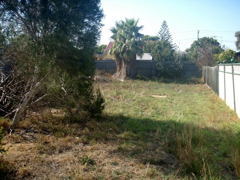 14 Sydney Street, Newport VIC 3015