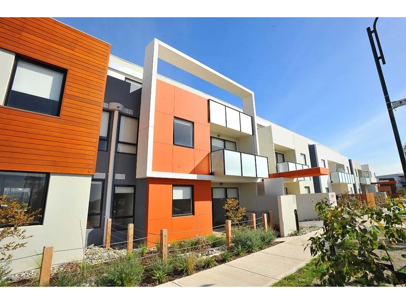 2/8 Crefden Street, Maidstone VIC 3012