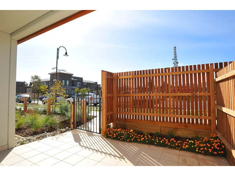 2/8 Crefden Street, Maidstone VIC 3012
