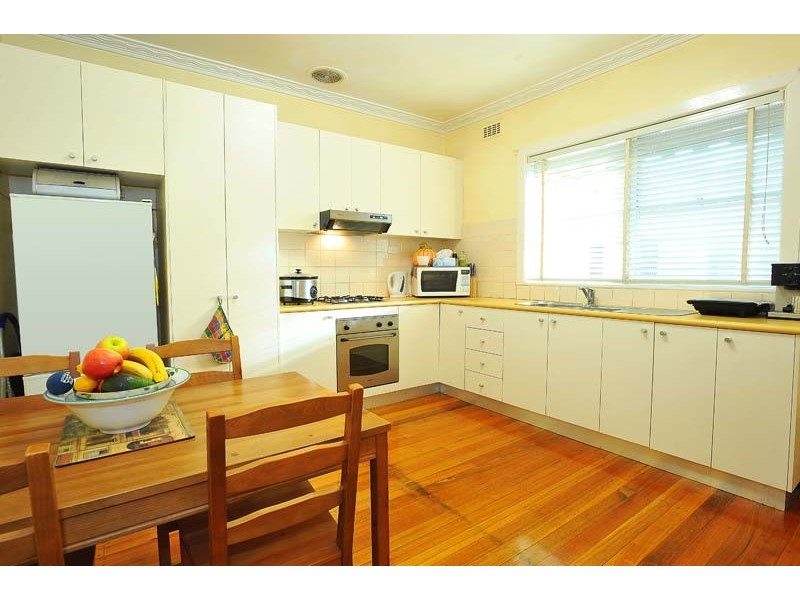 11 Graham Street, Newport VIC 3015