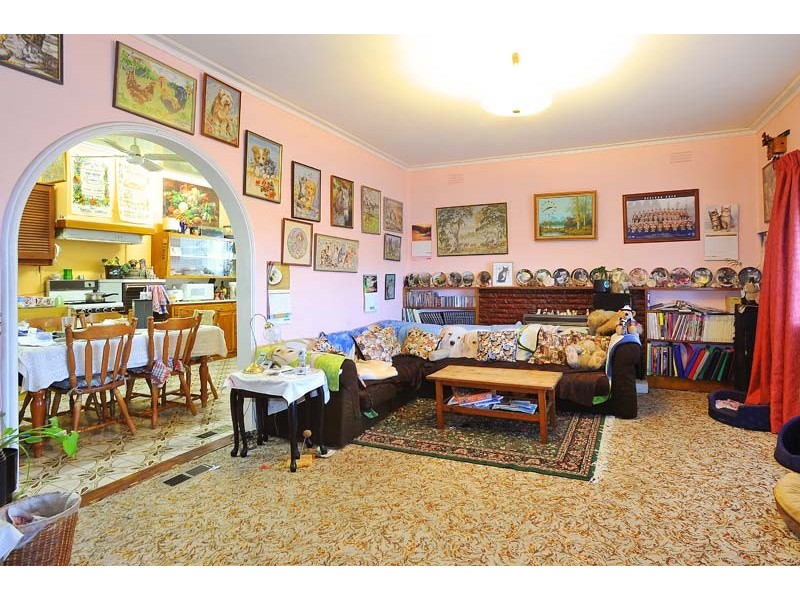 18 Linden Street, Altona Meadows VIC 3028