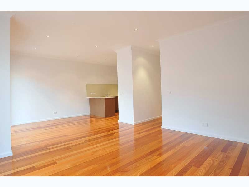2/176 Woods Street, Newport VIC 3015
