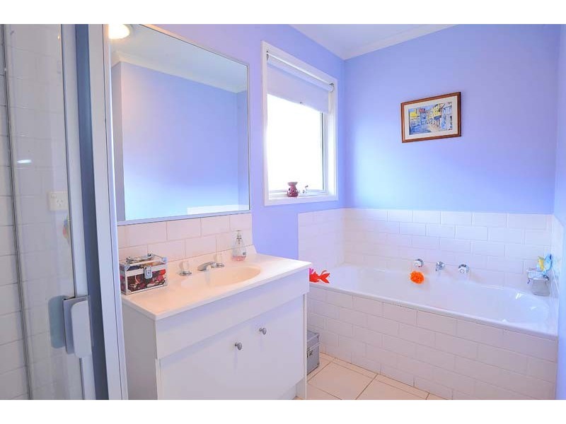 9 Bates Drive, Williamstown VIC 3016