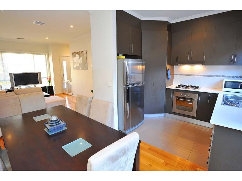 10/21 Waratah Street, West Footscray VIC 3012