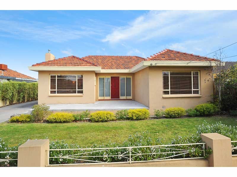 1/198 Civic Parade, Altona VIC 3018