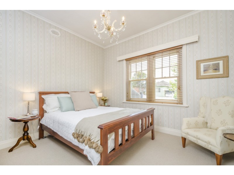 7 Ford Street, Newport VIC 3015