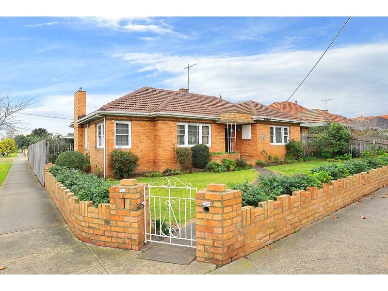 56 Roberts Street, West Footscray VIC 3012