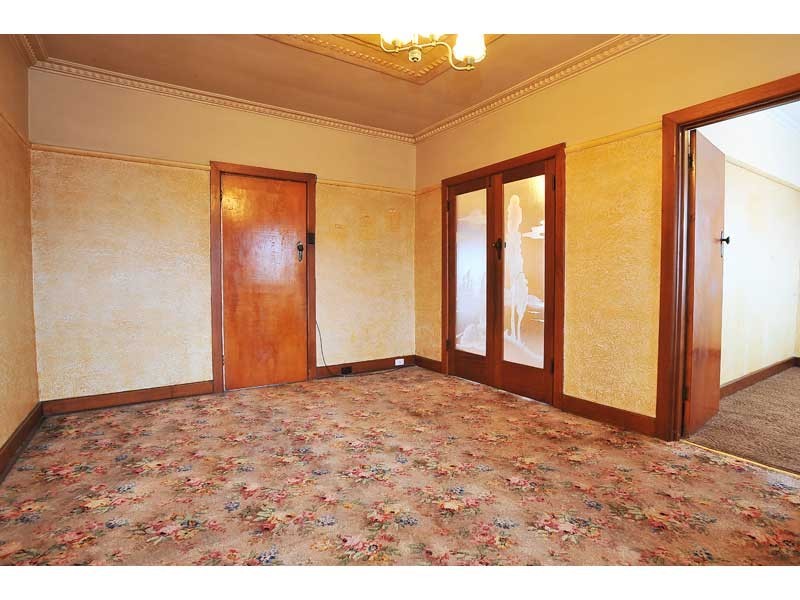 56 Roberts Street, West Footscray VIC 3012