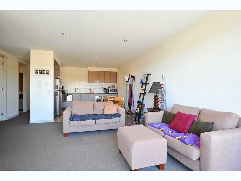 18/114 Mason Street, Newport VIC 3015