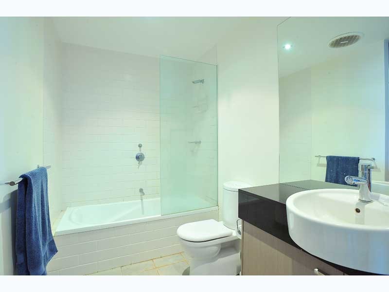 18/114 Mason Street, Newport VIC 3015