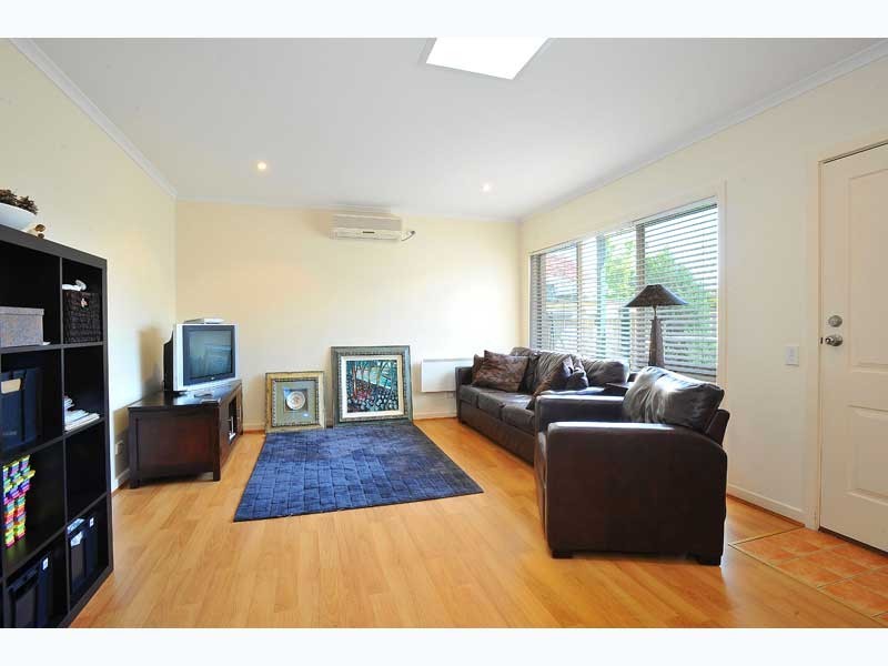 2/164 Aitken Street, Williamstown VIC 3016