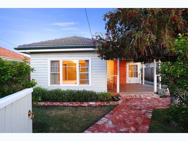 13 Ferguson Street, Spotswood VIC 3015