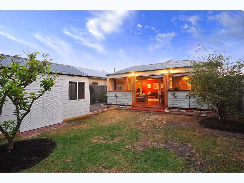 13 Ferguson Street, Spotswood VIC 3015