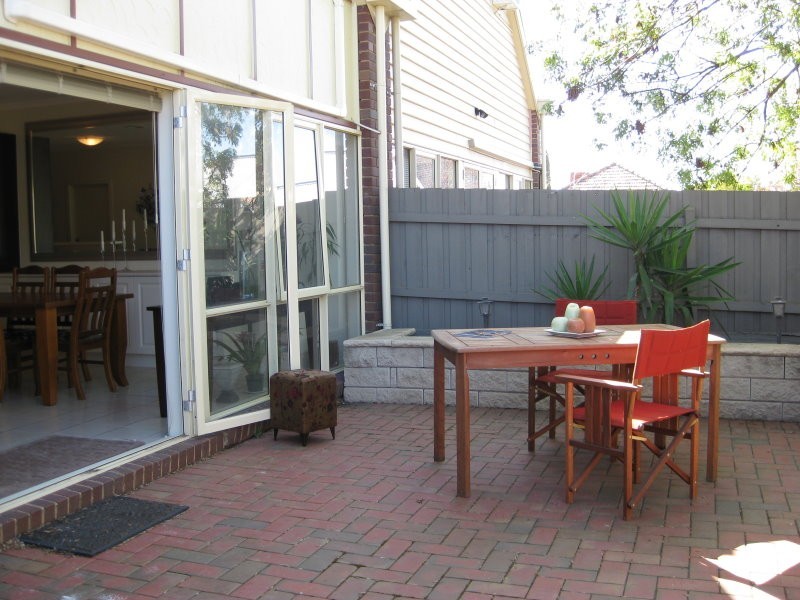 4/92 Oxford Street, Newport VIC 3015