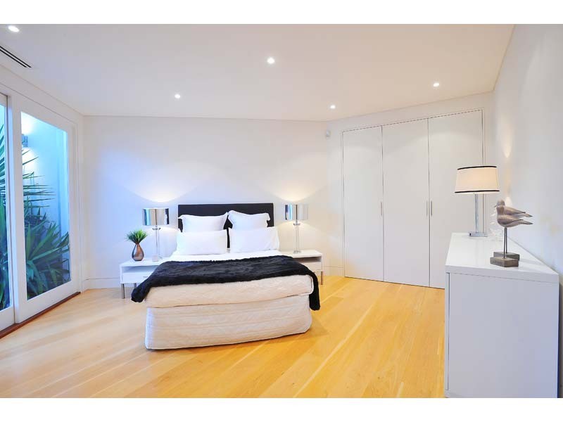 2/33 The Strand, Williamstown VIC 3016