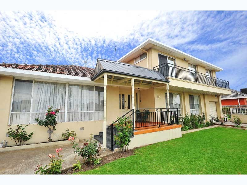 30 The Circle, Altona North VIC 3025
