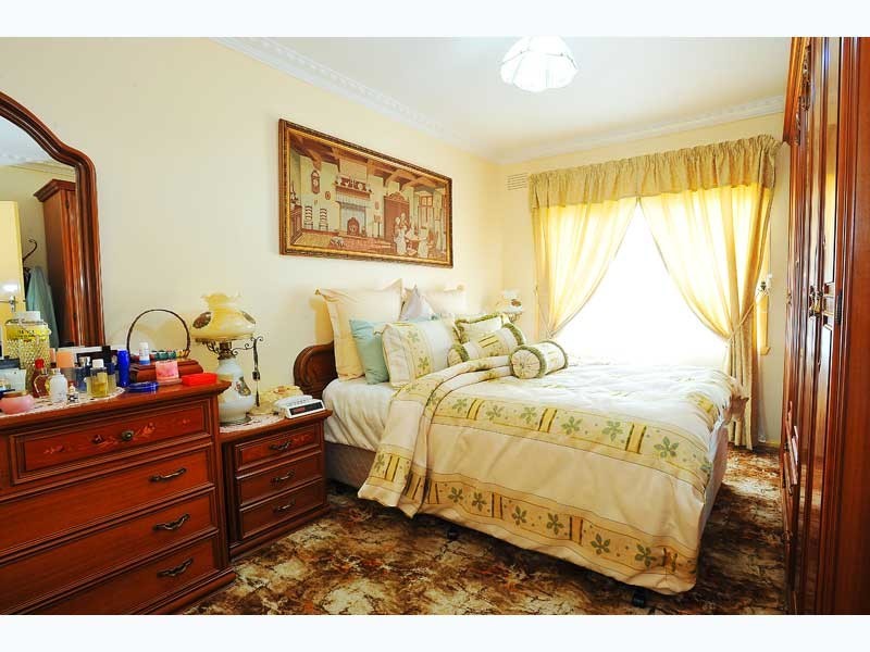 30 The Circle, Altona North VIC 3025