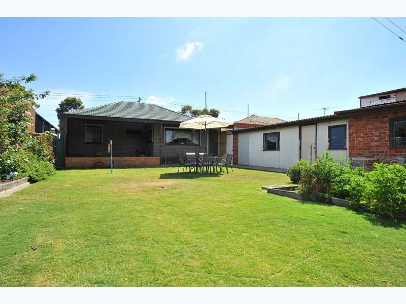 241 Blackshaws Road, Altona North VIC 3025