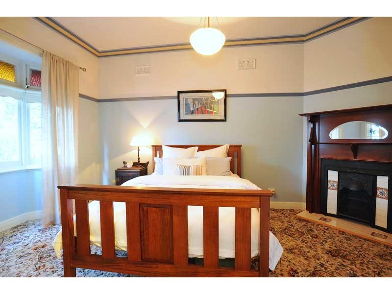 72 Chirnside Street, Kingsville VIC 3012