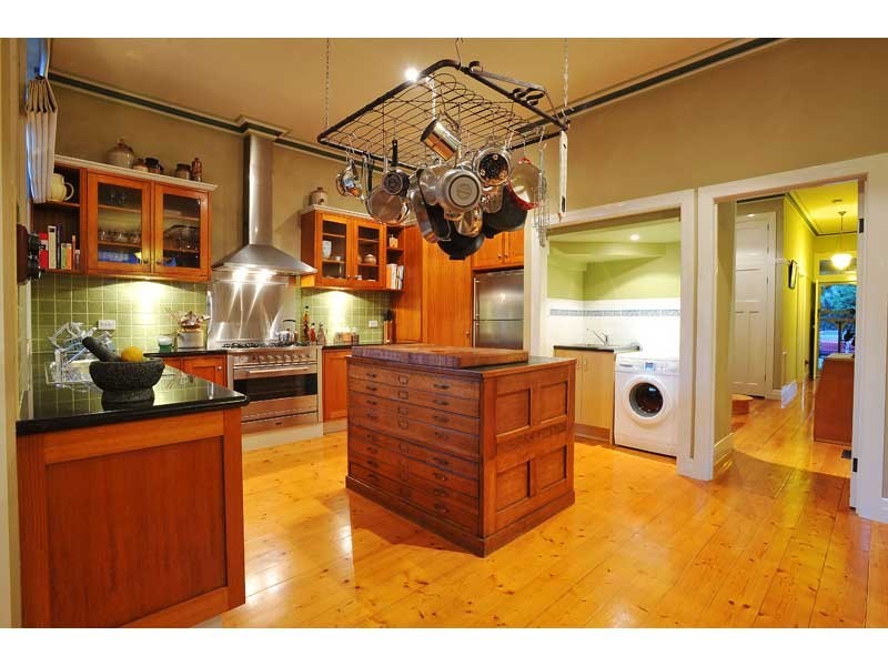 72 Chirnside Street, Kingsville VIC 3012