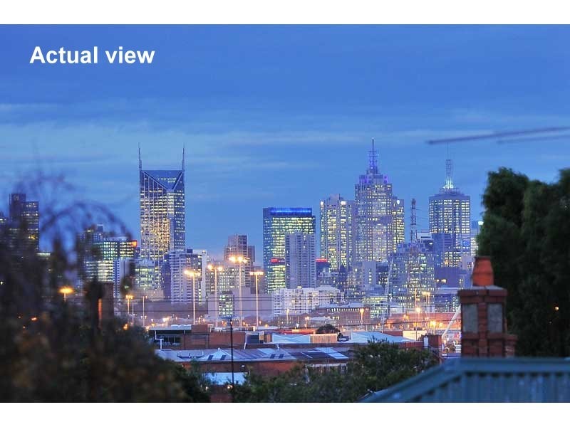 2/2A Pentland Parade, Seddon VIC 3011