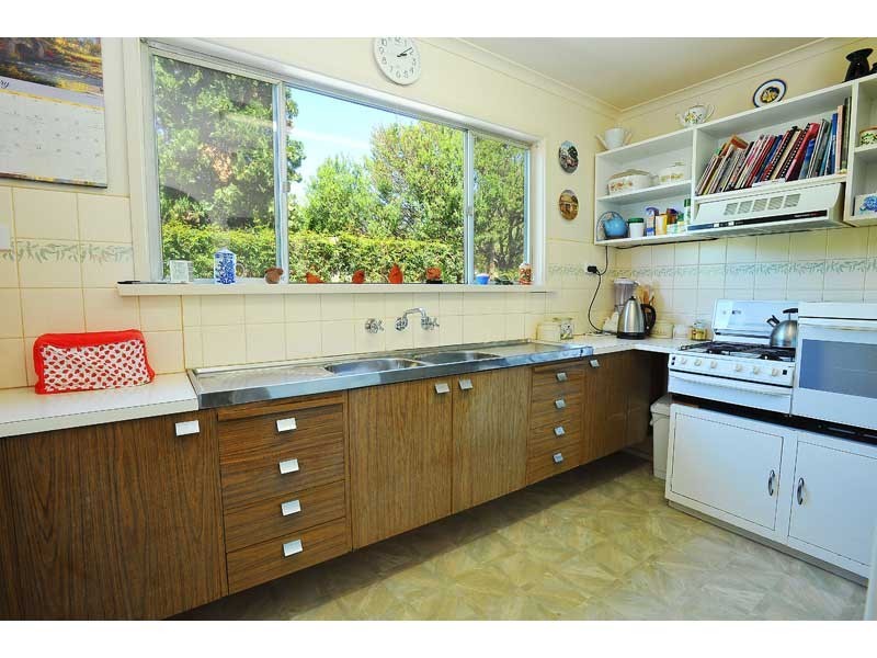 66 The Strand, Newport VIC 3015