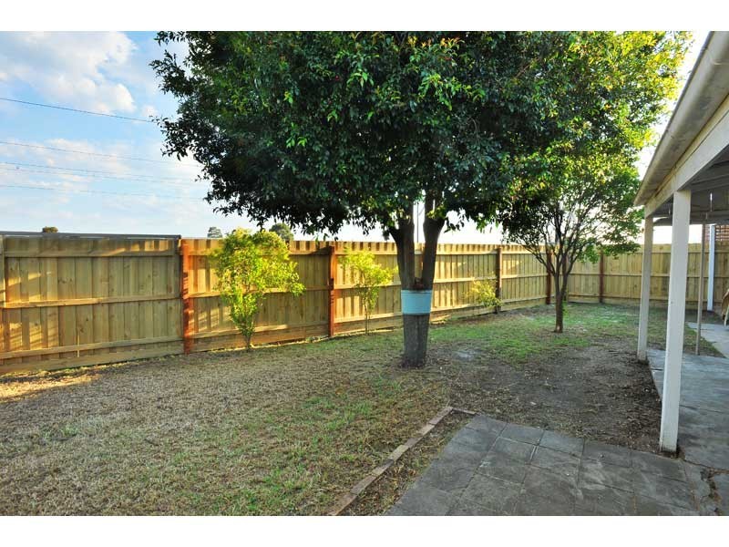 39 Rosshire Road, Newport VIC 3015