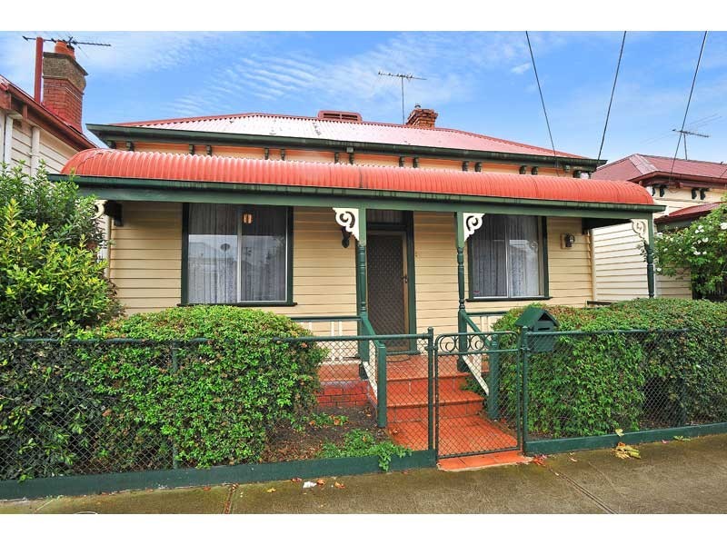 28 Pilgrim Street, Seddon VIC 3011
