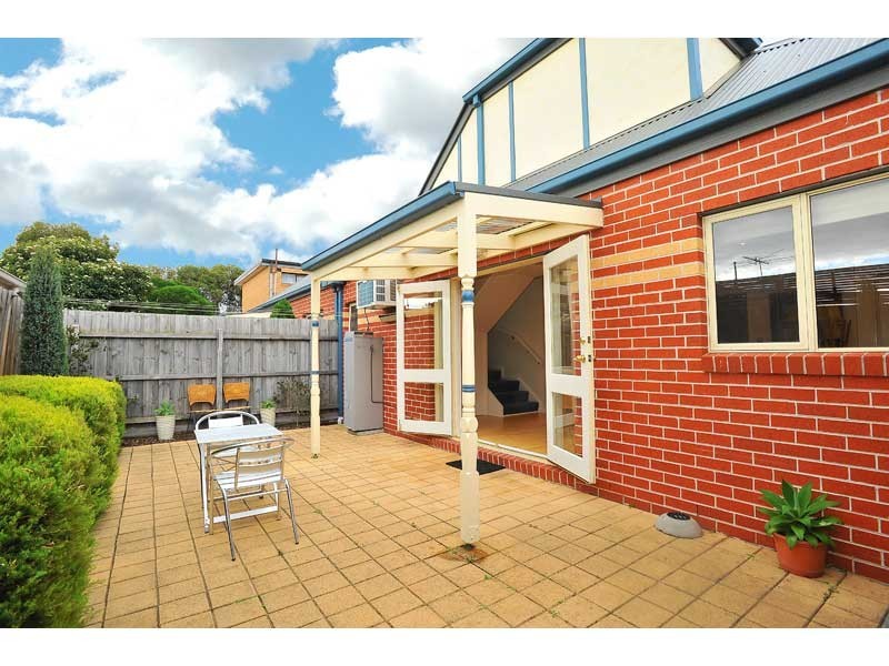 3/144 Woods Street, Newport VIC 3015