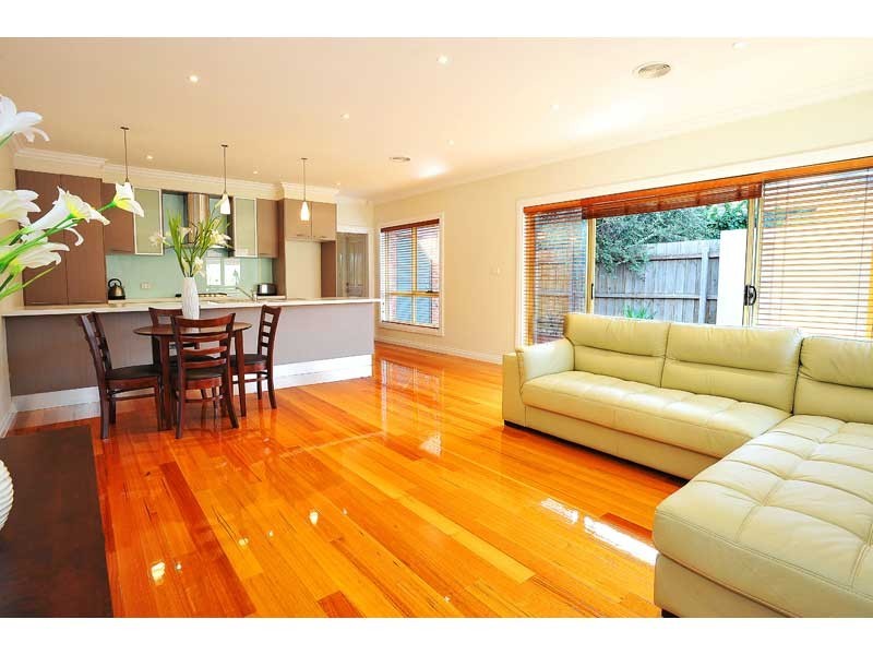 1/8 Laurie Street, Newport VIC 3015