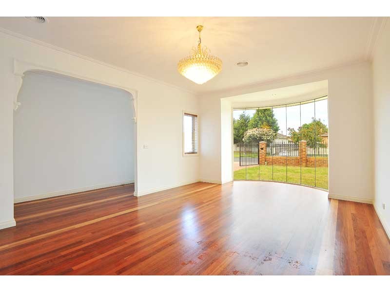 52 Watt Street, South Kingsville VIC 3015