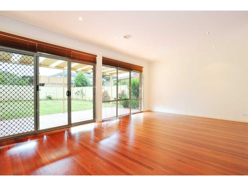 52 Watt Street, South Kingsville VIC 3015