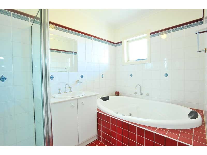 52 Watt Street, South Kingsville VIC 3015